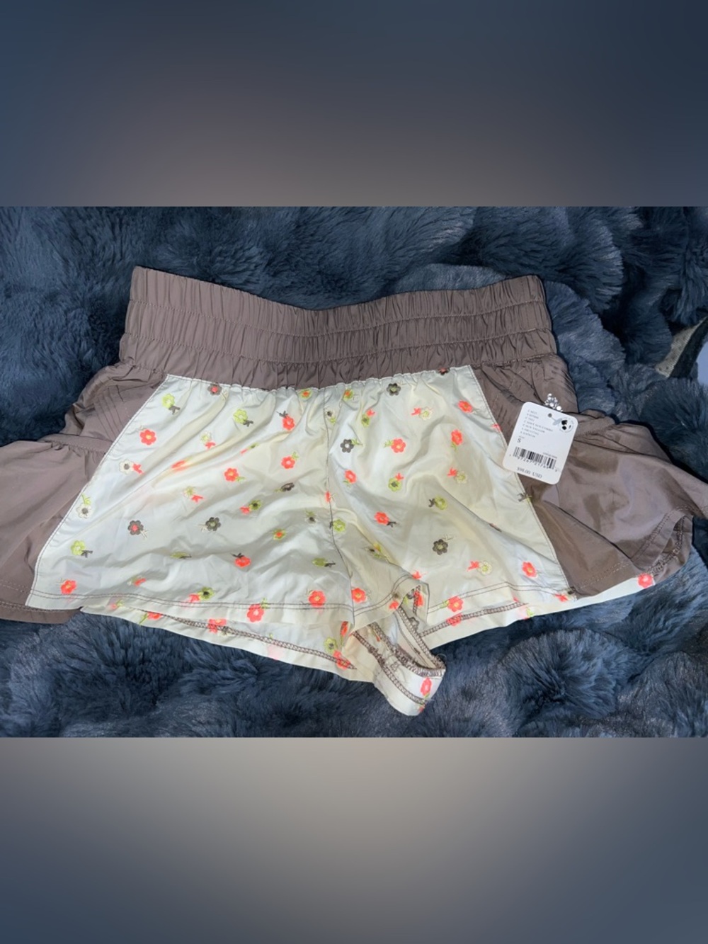 FREE PEOPLE Amazing Embroidered Athletic Shorts!! Size SMALL